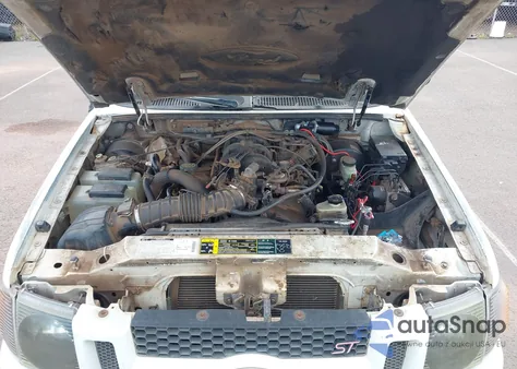 2002 Ford Explorer Sport Trac from USA, damaged, VIN 1FMZU67E52UD56449